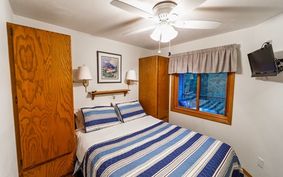 Cedar Haven (Unit 202) 3