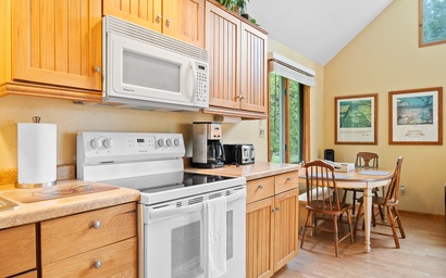 Sunset Shores - Chalet Cabin #3 7