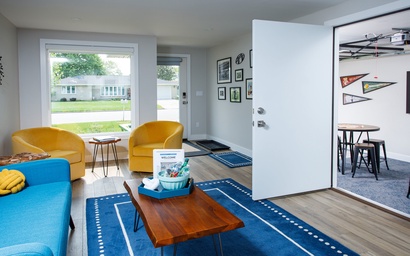 Gold Getaway (2014) 9