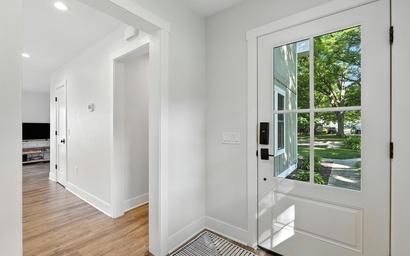 Thenell's Beach House 8