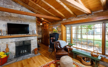 Collings Log House 6