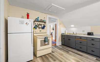 Stowaway Upper Deck 9