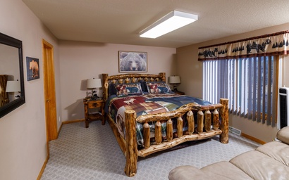 T&J Northwoods Cabin 4