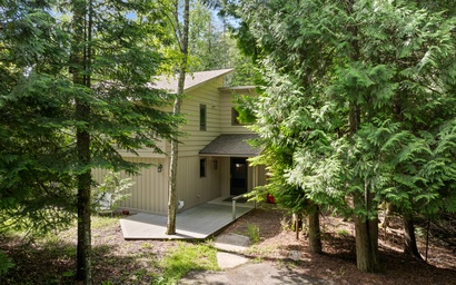 A Little House in the Woods 5