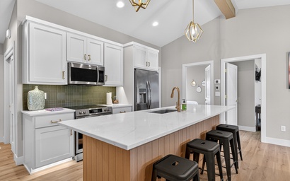 Bay Bridge Hideaway- Coming soon! 2