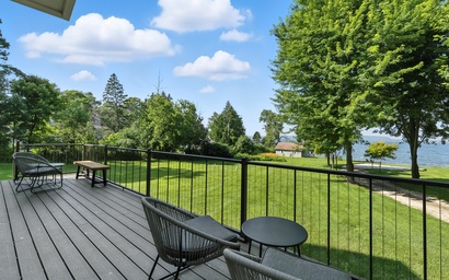 Thenell's Beach House 4