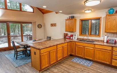 Cabin in the Woods 8