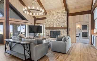 Baileys Harbor Lakefront Abode 2