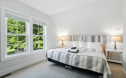 Thenell's Beach House 5