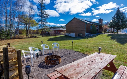 T&J Northwoods Cabin 5