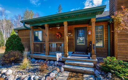 T&J Northwoods Cabin 6