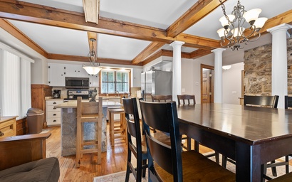 Lady Slipper Waterfront Retreat 7