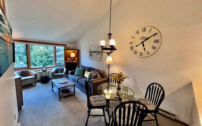 Cedar Haven (Unit 202) 2