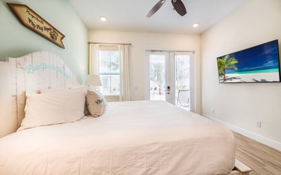 Day Drinking (Margaritaville Resort, Orlando) 9