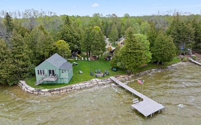 Sunset Shores - Tiger Lily Cabin #5 4