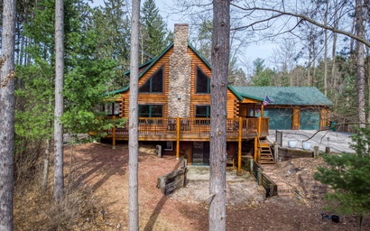 Richmond Waupaca Cabin