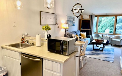 Ephraim's Pearl (Unit 203) 7