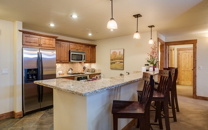 EL5102 - Emerald Lodge 3