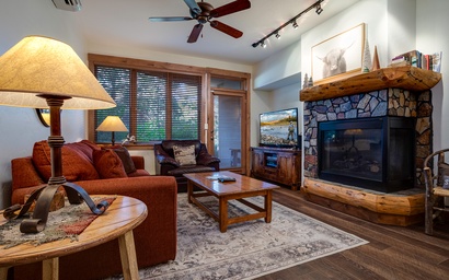 TL2101 - Timberline Lodge