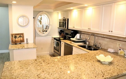 Gulf and Bay Club- E108