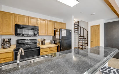 River Mountain Lodge 202E 5