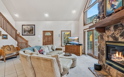 Blue River Chalet 2