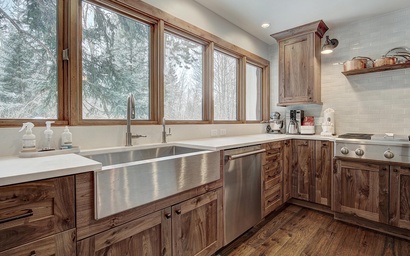 Sunset Cabin - Creekside 4