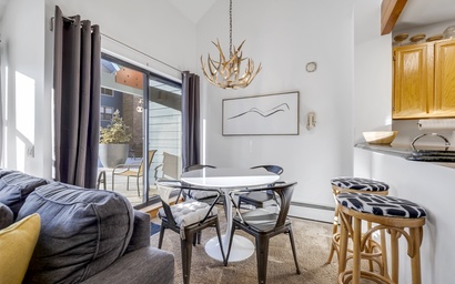 River Mountain Lodge 202E 2