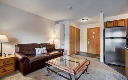 River Mountain Lodge 208W 4