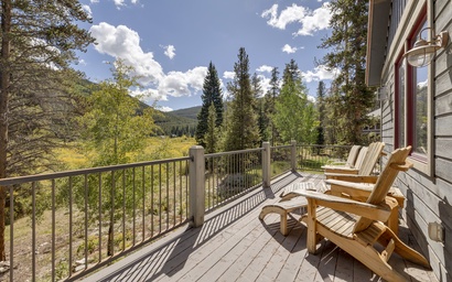 22 Rustic Terrace