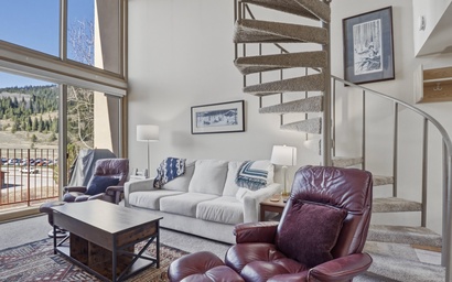 SHE305 Summit House East 4