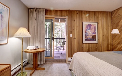 CM112H Copper Mtn Inn 2