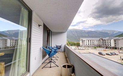 SB102 Snowbridge 2Br 2Ba 4