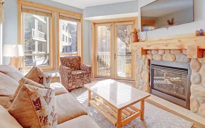 TX212 Taylors Crossing 5