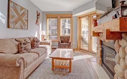 TX212 Taylors Crossing 6