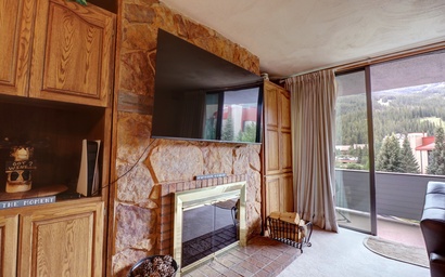 SB102 Snowbridge 2Br 2Ba 3