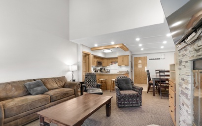 MP626 Mountain Plaza 3