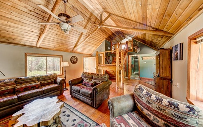 Longs Peak Cabin - Monthly Long-Term Vacation Rental 30+ Days - Estes Park 5