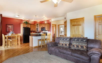 Chiefs Head Peak 21B 5