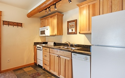 Little Matterhorn 17A 6