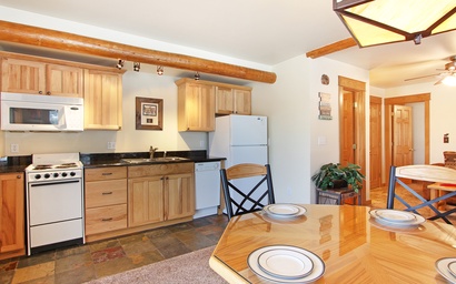 Little Matterhorn 17A 4