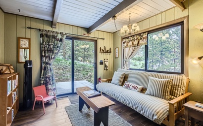 One Particular Cabin - 21-ZONE3105 5