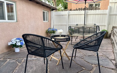La Casita Berger | Near Plaza w/ Private Outdoor Space 2
