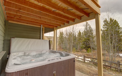 Prospect Point 3Br+Den 3.5Ba 3