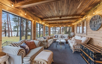Serpent Lake Getaway