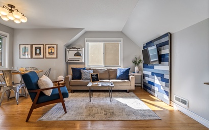 The Nicollet Nook (Entire Duplex) 2