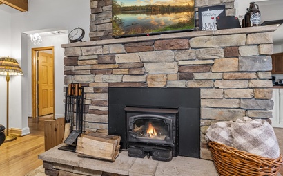 Serpent Lake Getaway 6