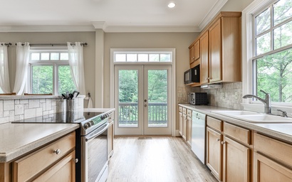 Waters Edge Lodge 17