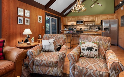 Chickadee's Lake Lookout 8