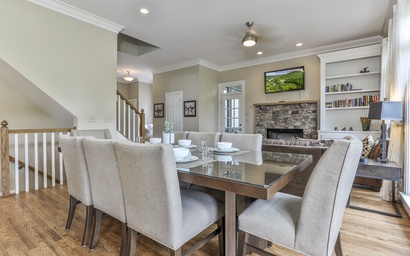 Waters Edge Lodge 14